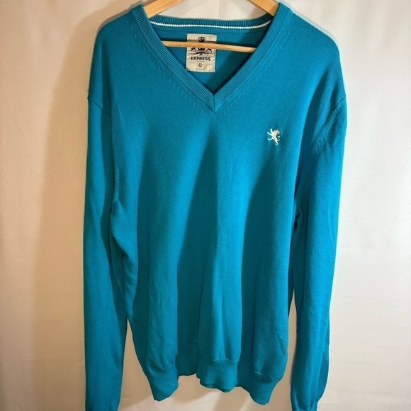 Express 100% Cotton Light Blue Knit Long Sleeve V Neck Pullover Sweater Size XL - Picture 1 of 9